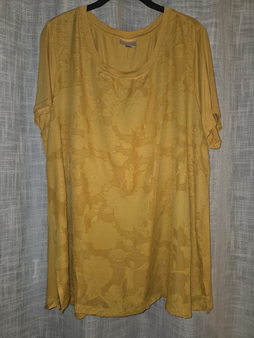 Avenue Mustard Floral Jacquard Short-Sleeve Top 18/20